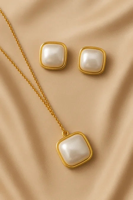 Stainless Steel Locket Set with Pearl Stone for Girls/Women